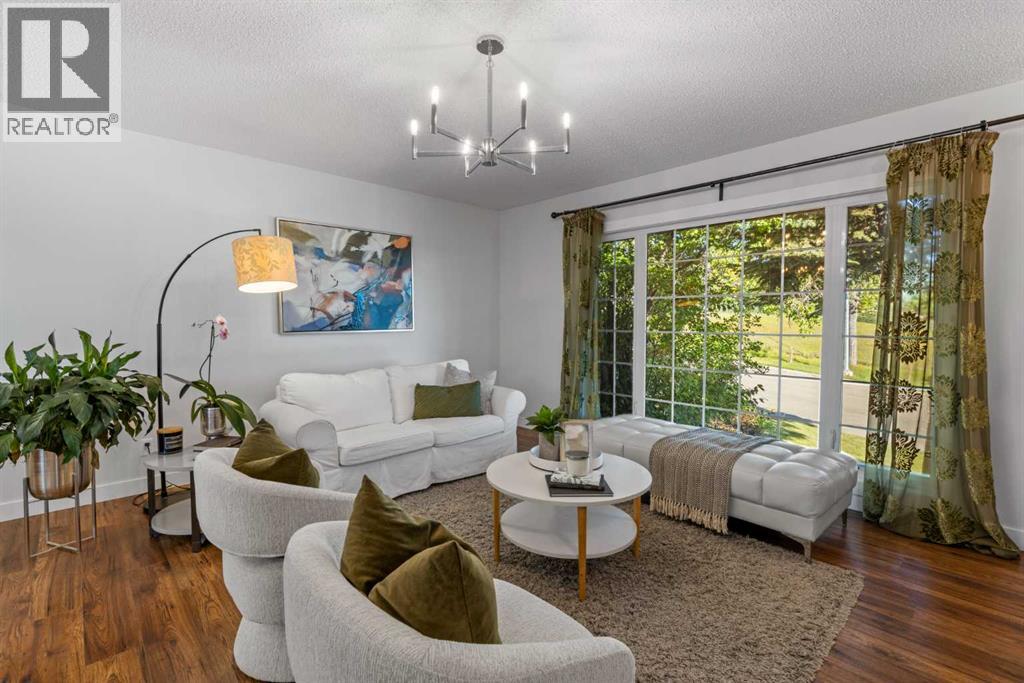 460 Parkridge Crescent SE, Calgary — photo 4