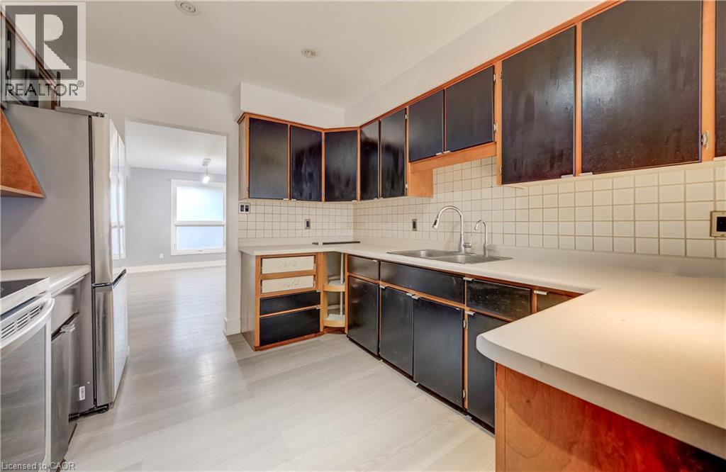 135 BRIERDALE Drive - Image 11