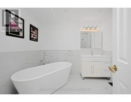 3 - 194 Lakeshore Road W, Mississauga, ON L5H1G6 Photo 22