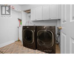 3 - 194 Lakeshore Road W, Mississauga, ON L5H1G6 Photo 33