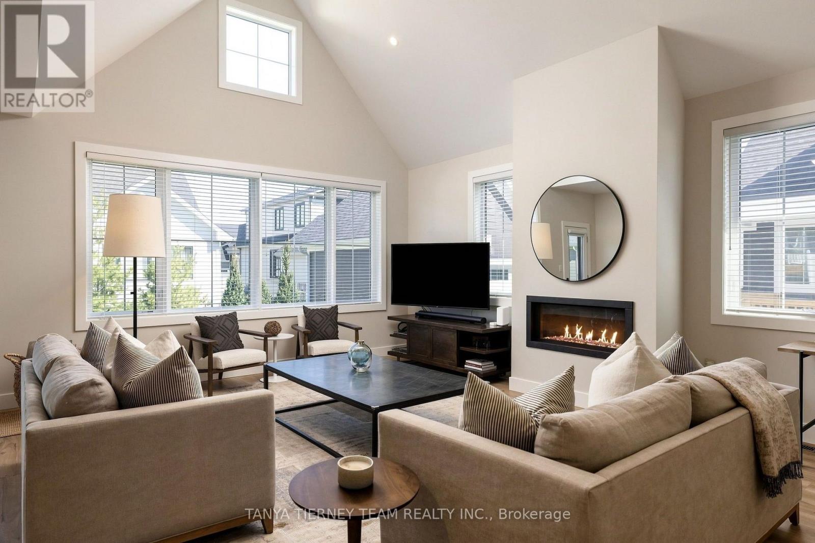 122 COURTLAND STREET - Image 17