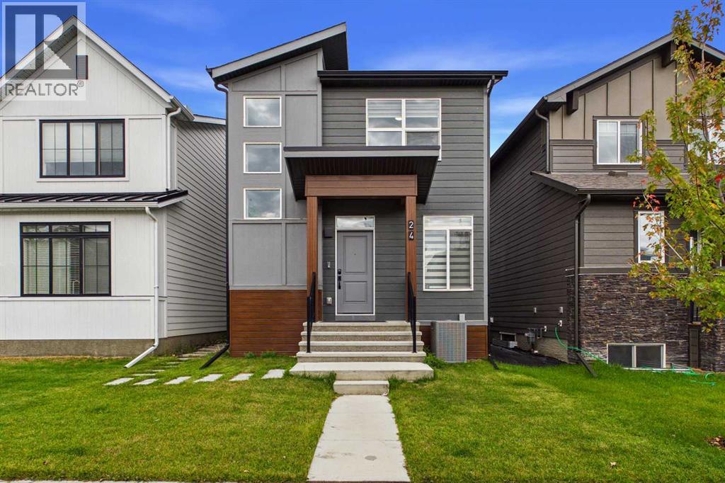 24 Rowmont Common NW, Calgary, Alberta, T3L0L3