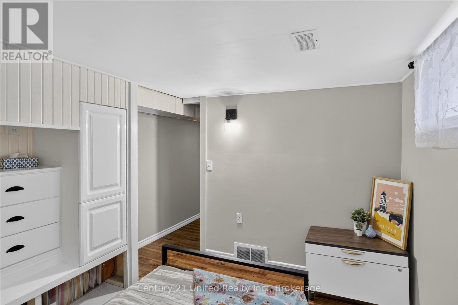 759 HURLEY STREET - Image 30