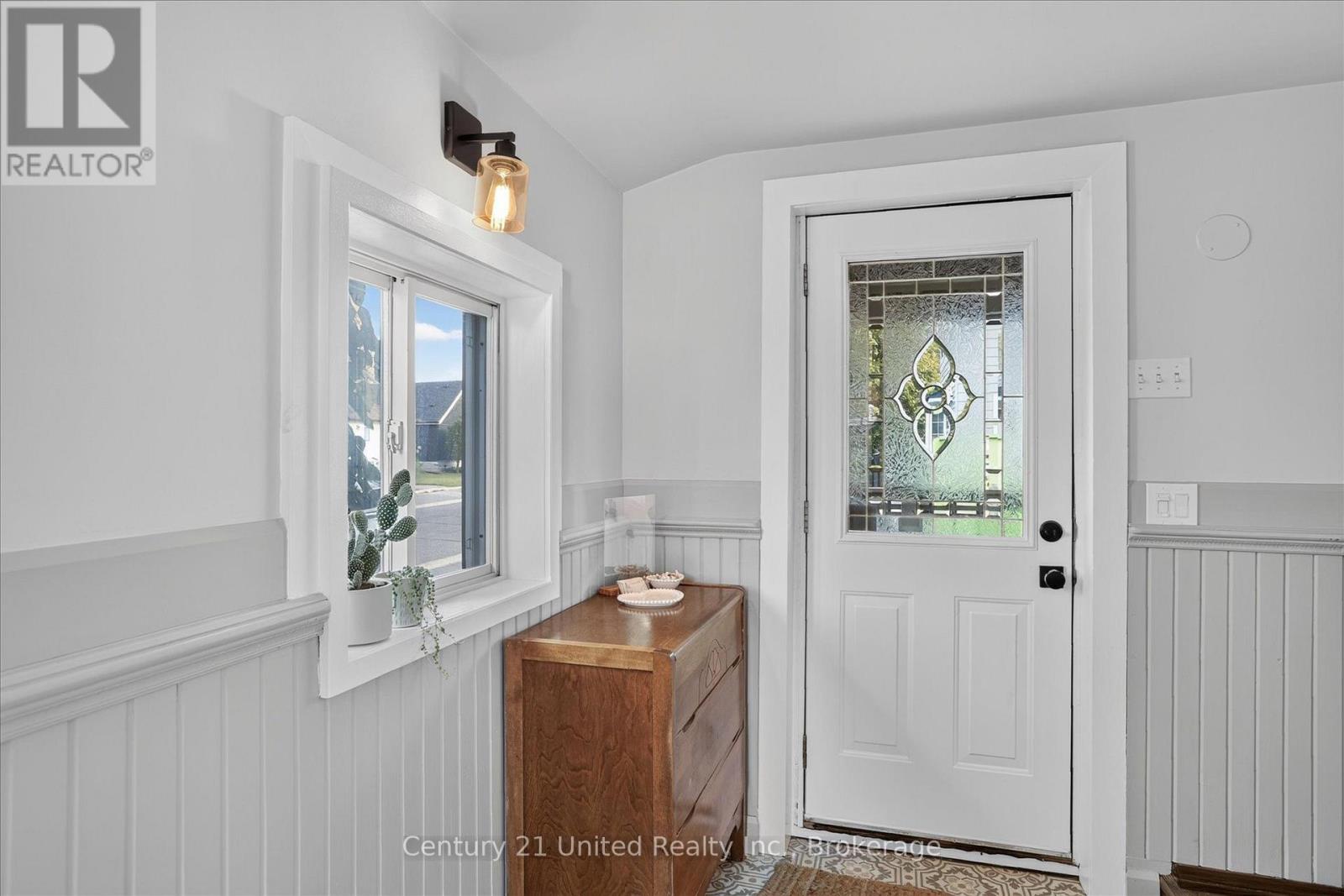 759 HURLEY STREET, Peterborough (Otonabee Ward 1) — photo 9