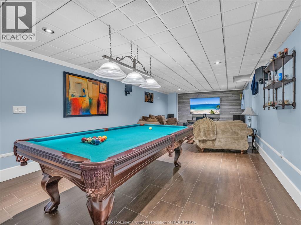11647 DILLON - 21