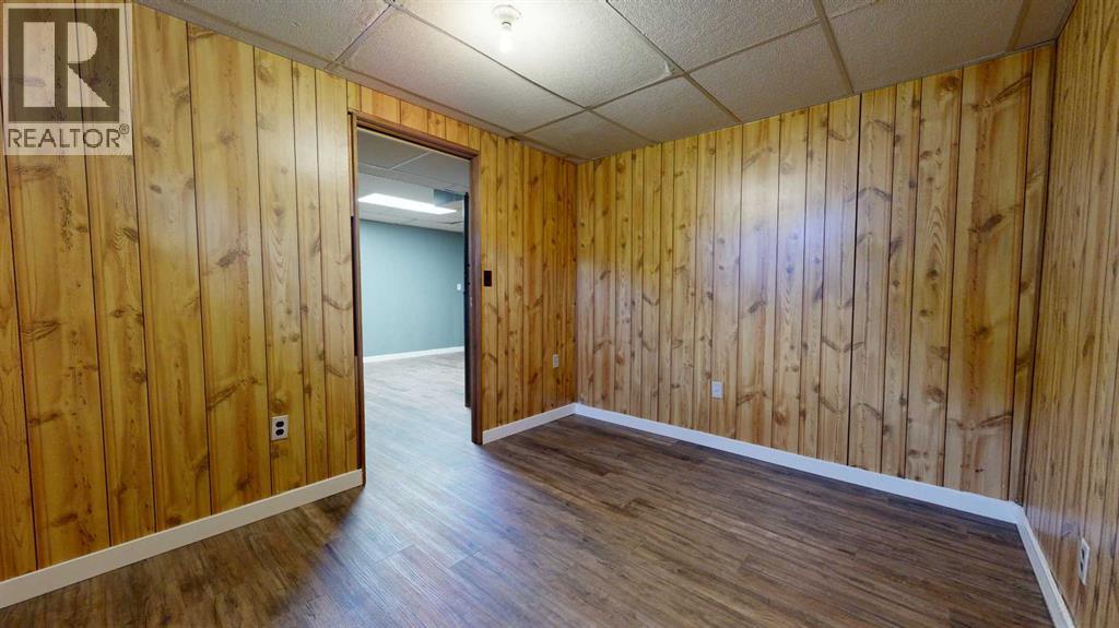 9418 80 Avenue - Image 25