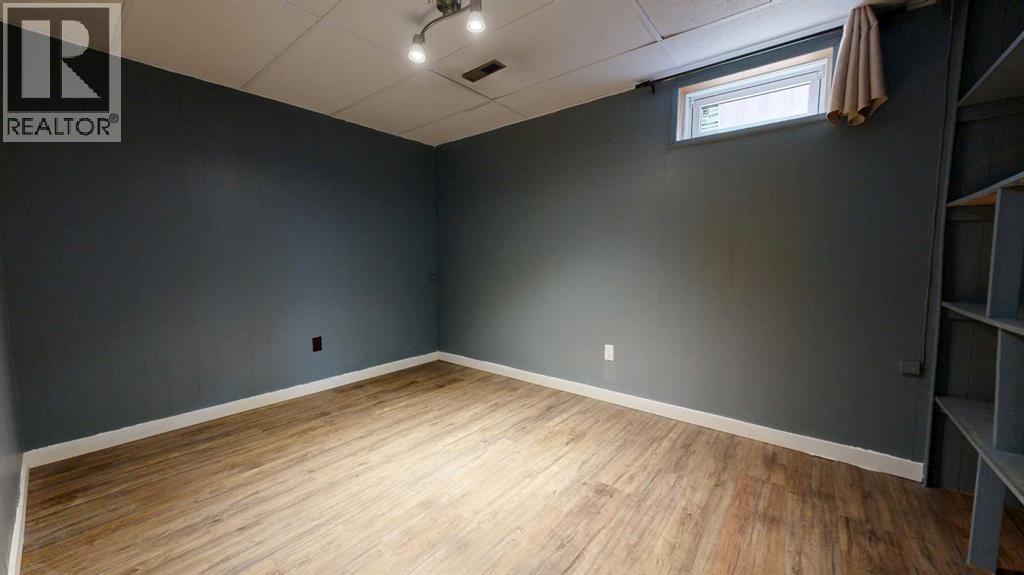 9418 80 Avenue - Image 23