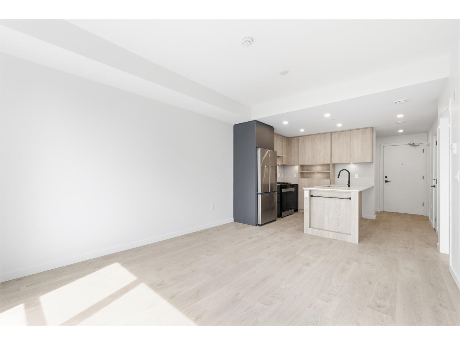 505 19577 65B AVENUE, Surrey — photo 4