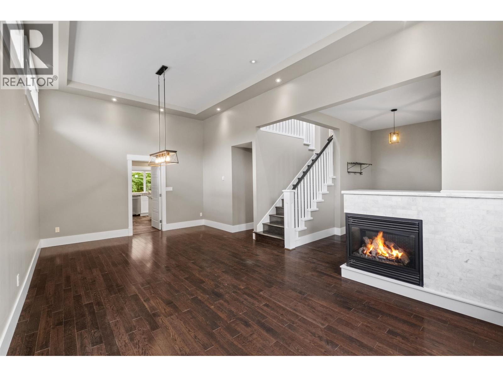 1501 FREDERICK ROAD, North Vancouver — photo 2