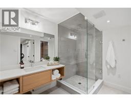 3202 Saltaire Crescent, Oakville, ON L6M0K8 Photo 42