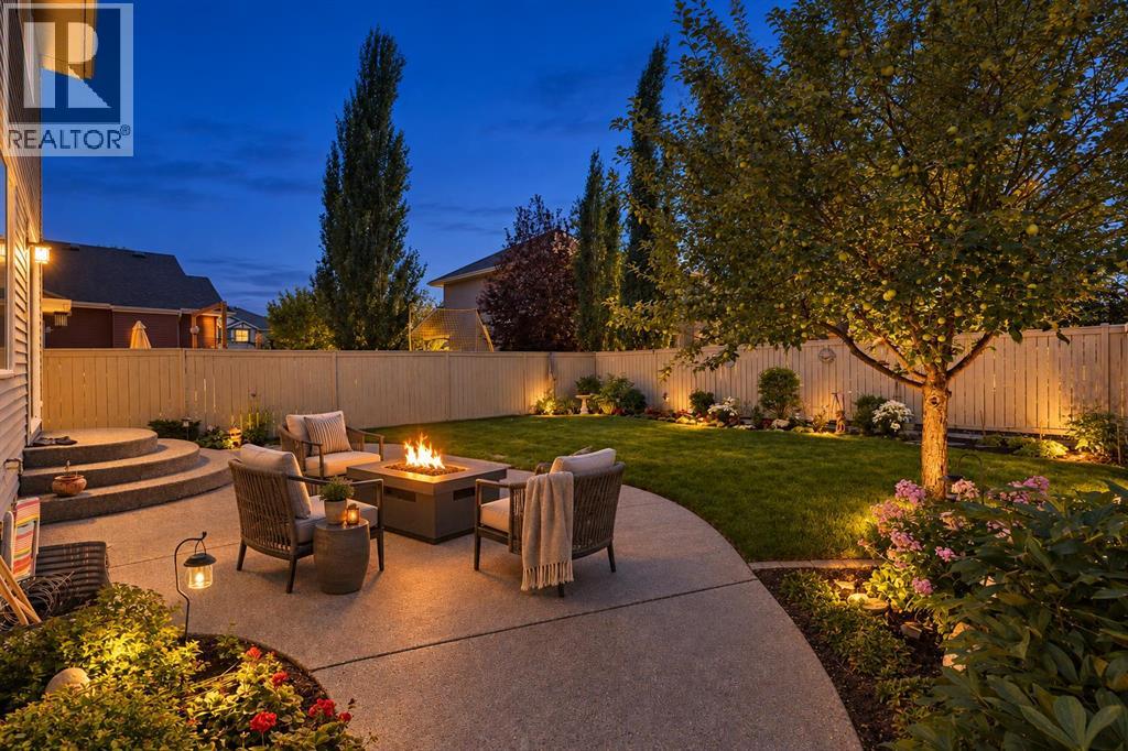 85 Royal Oak Crescent NW, Calgary — photo 1