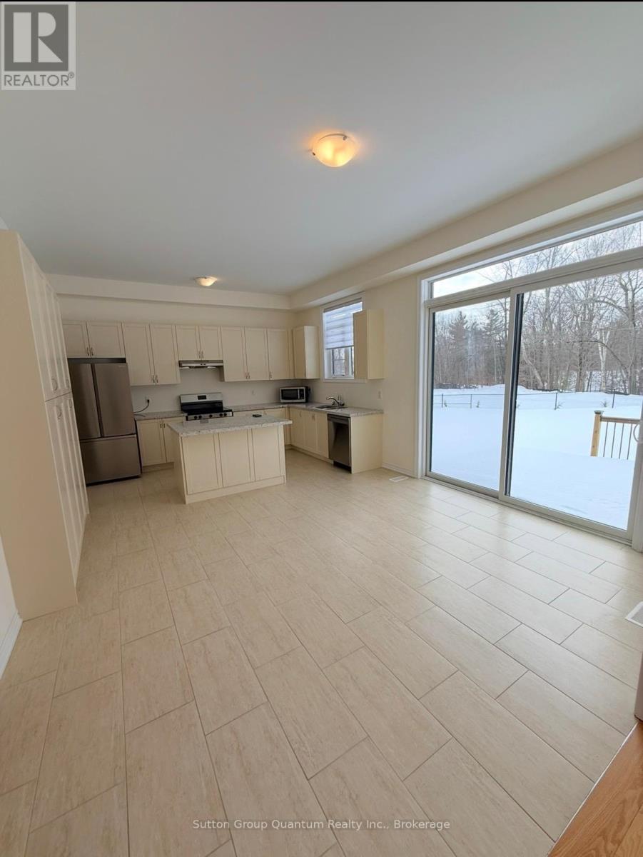 174 ROSANNE CIRCLE, Wasaga Beach — photo 7