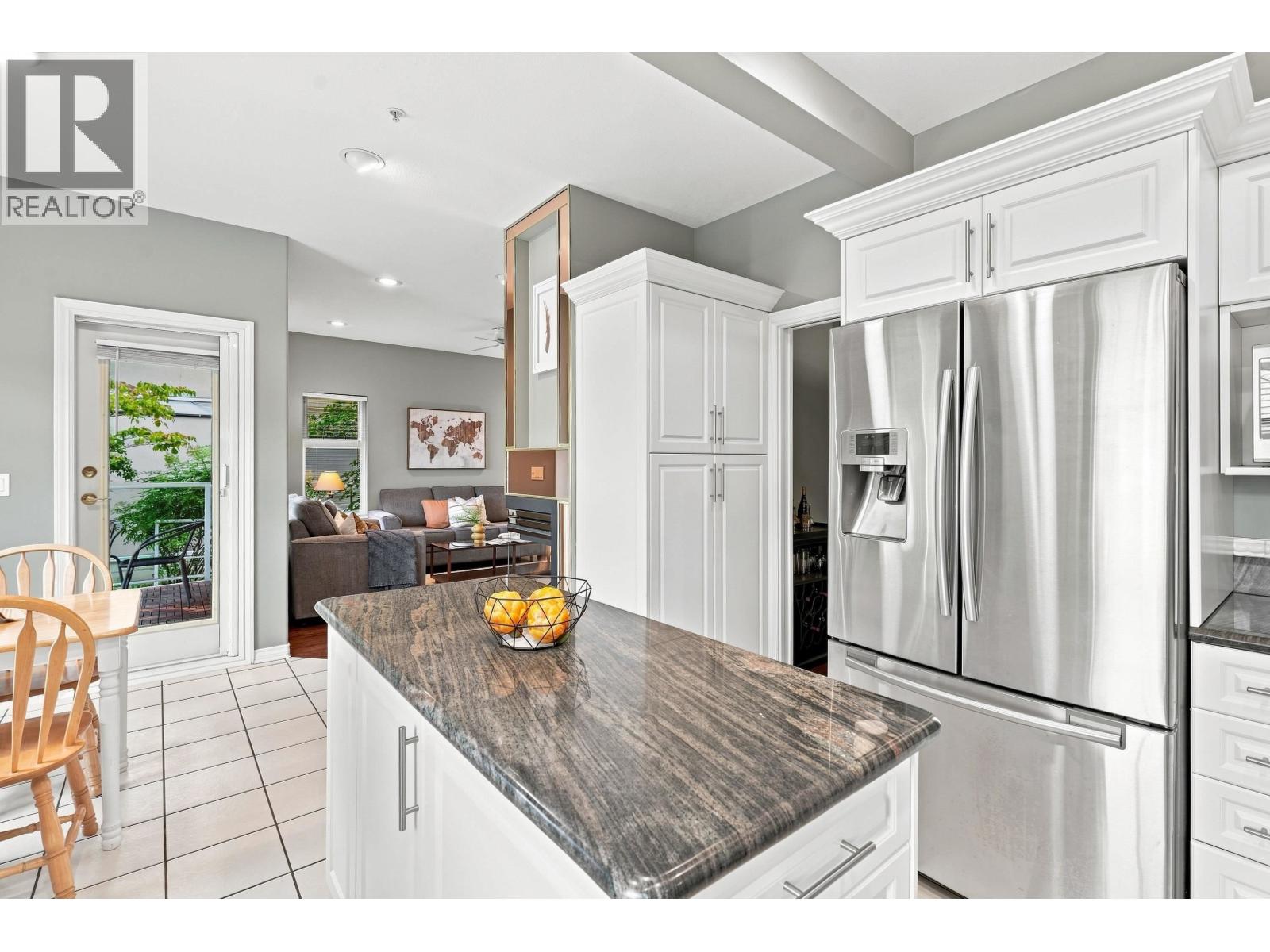11 915 FORT FRASER RISE, Port Coquitlam