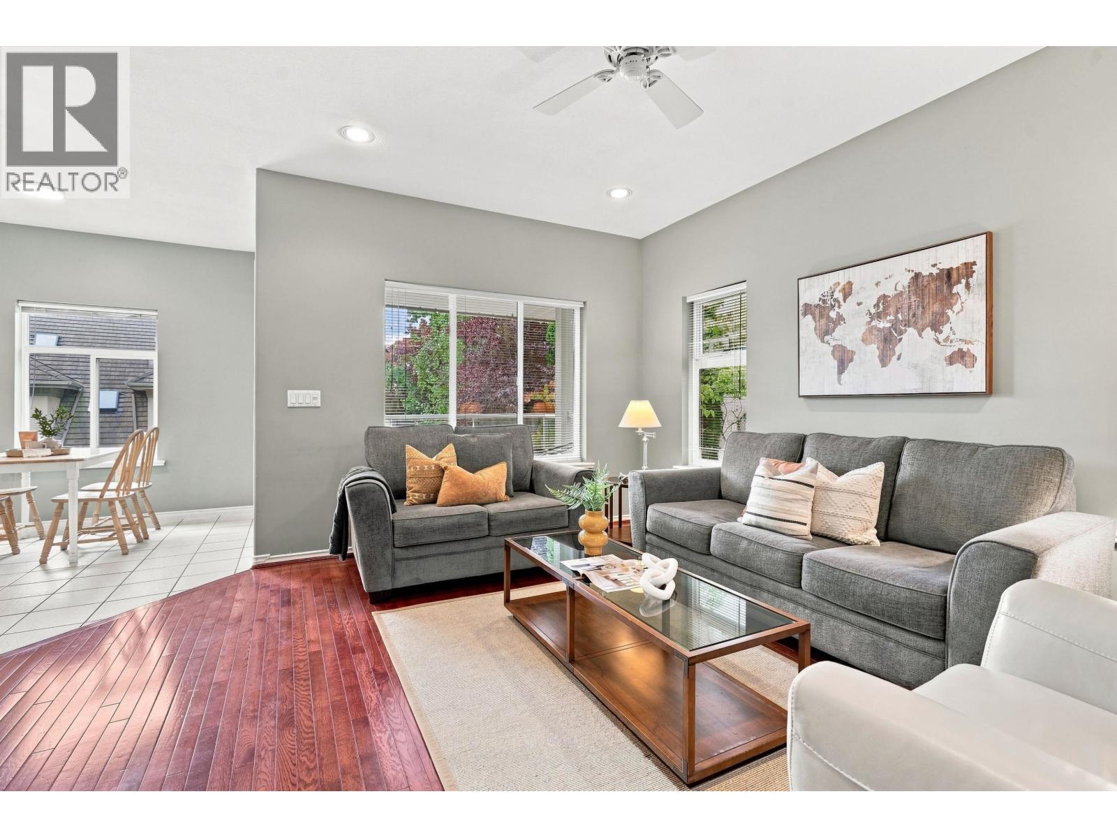11 915 FORT FRASER RISE, Port Coquitlam