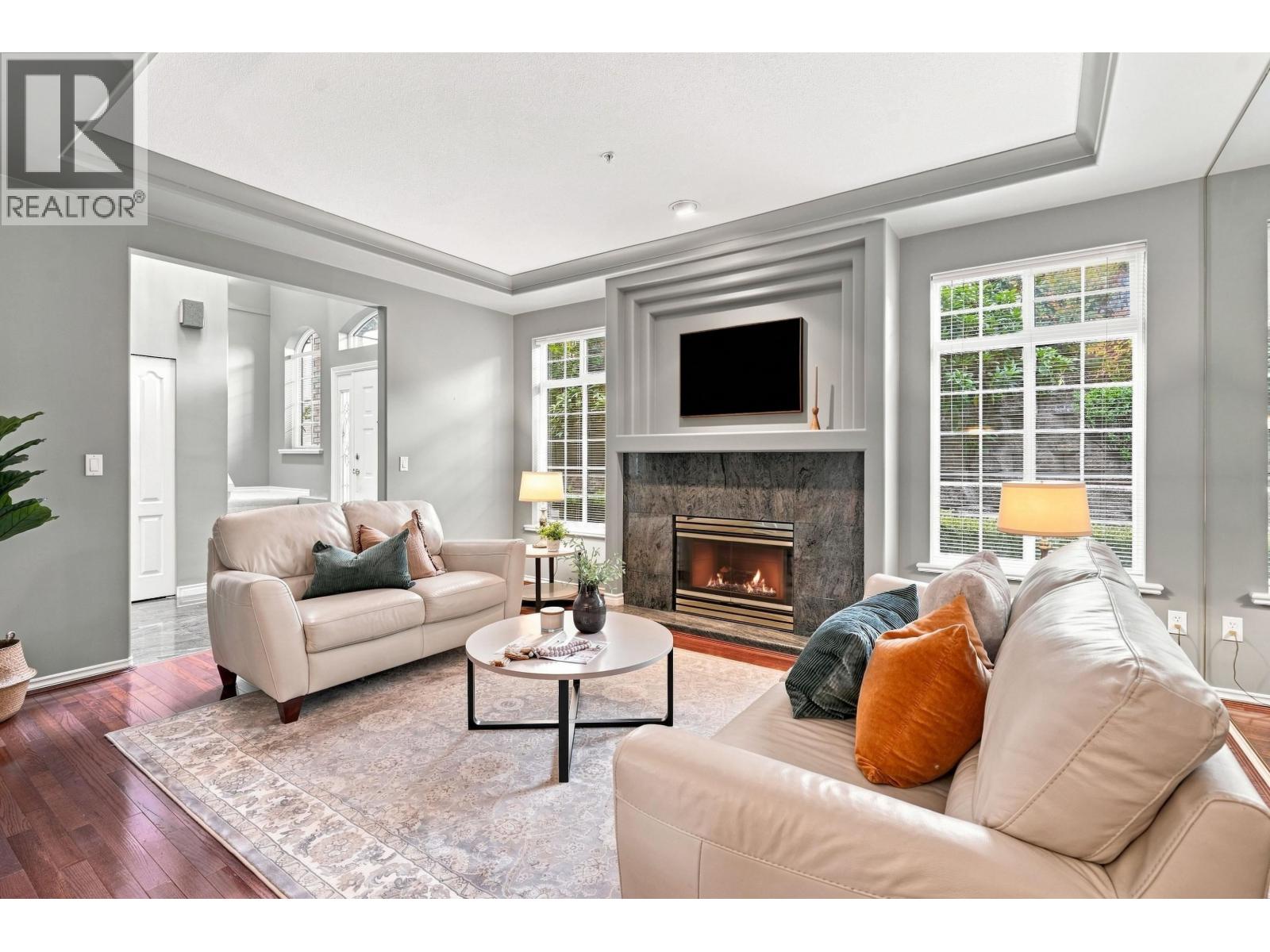 11 915 FORT FRASER RISE, Port Coquitlam