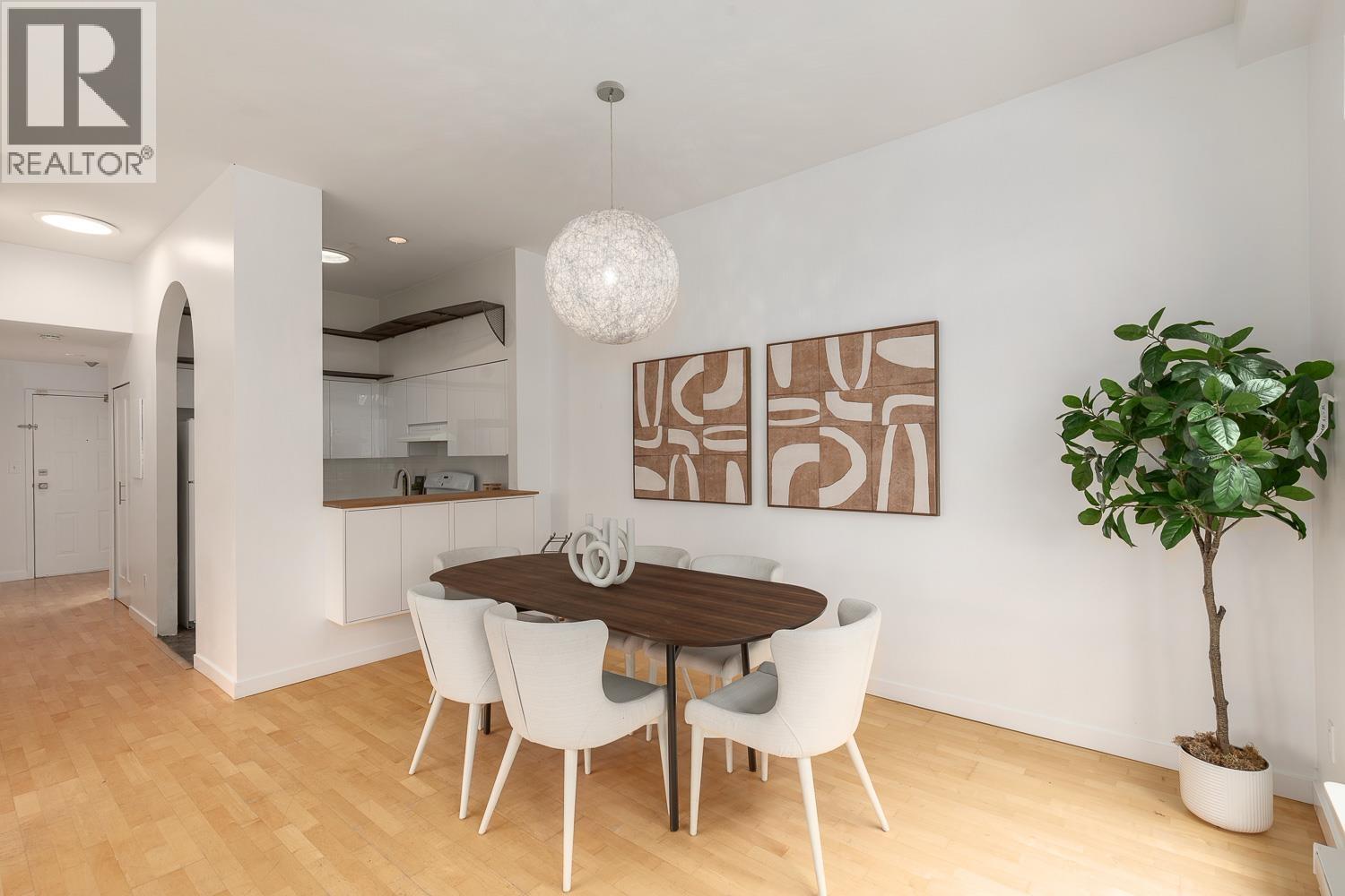 301 700 E PENDER STREET, Vancouver — photo 9