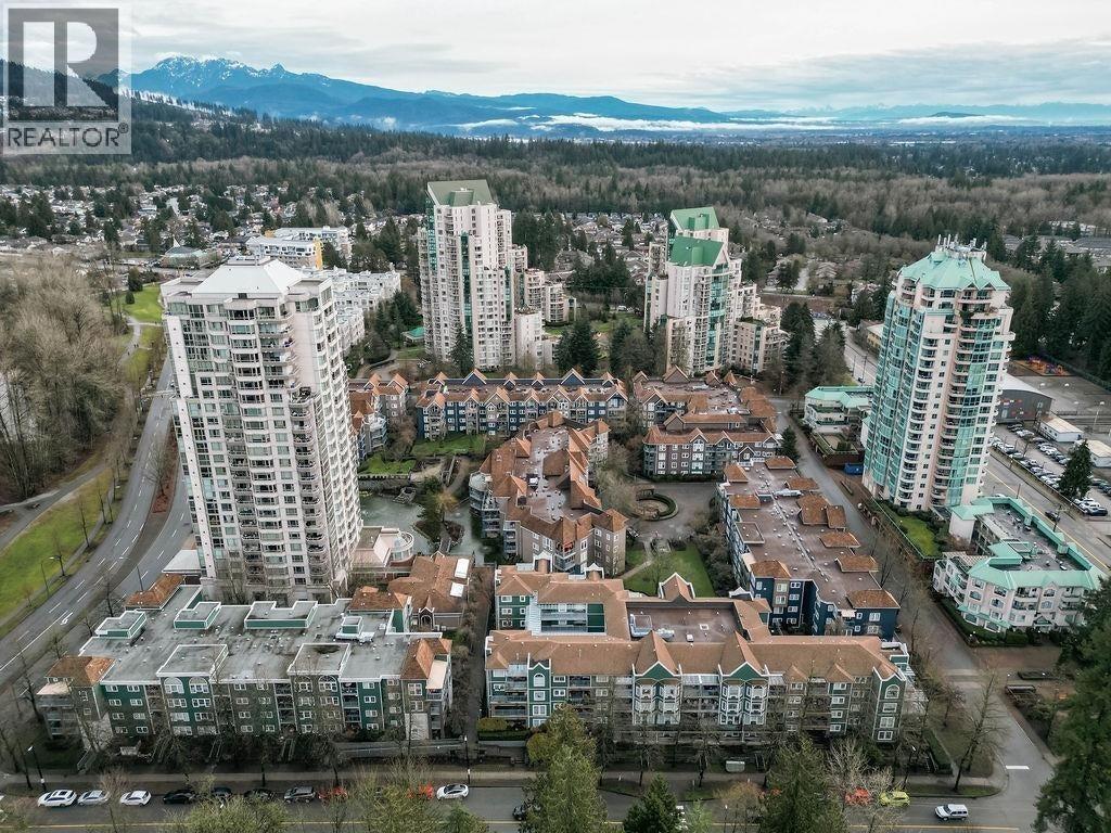 1106 3070 GUILDFORD WAY, Coquitlam — photo 4