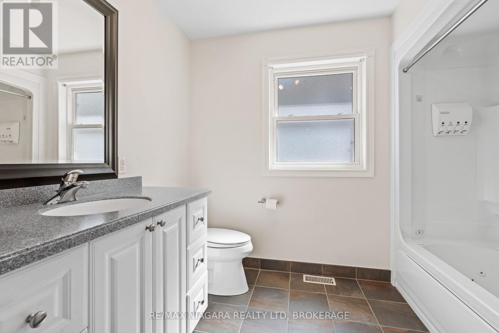 5671 HIGHLAND AVENUE - Image 25