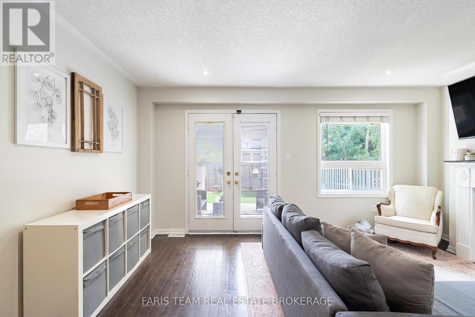 57 WINCHESTER TERRACE - 12