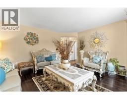 Living room - 6745 Dawson Street, Niagara Falls, ON L2E7B6 Photo 7