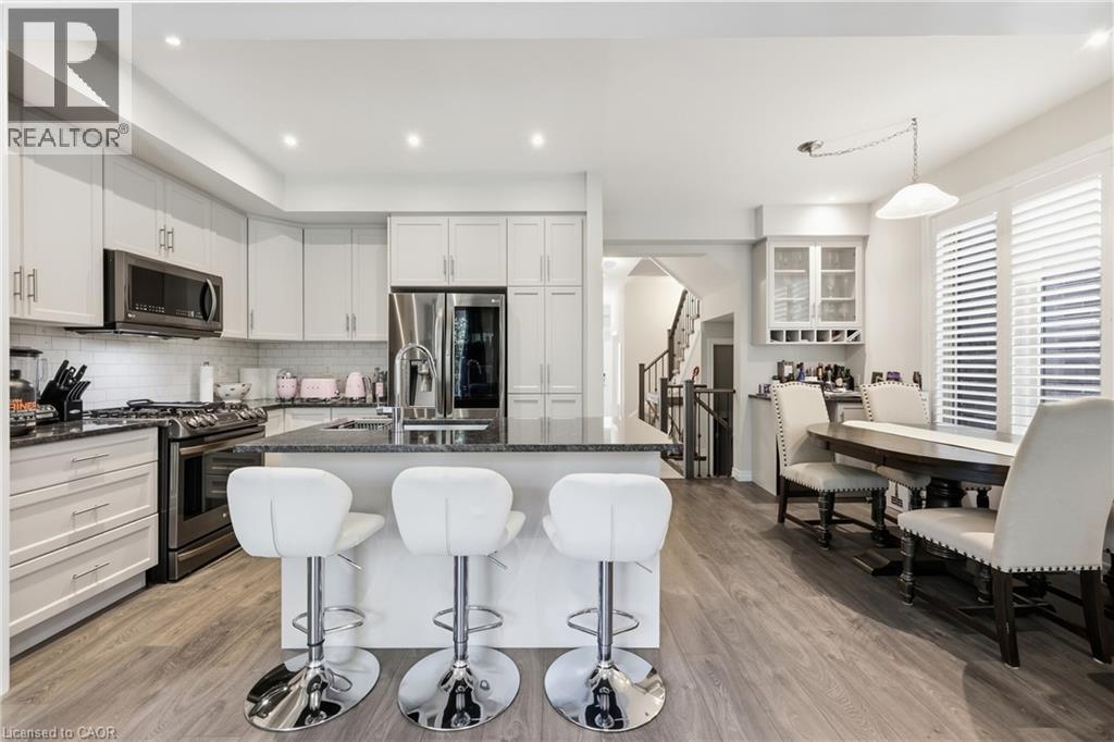 #44 288 GLOVER Road - Image 12