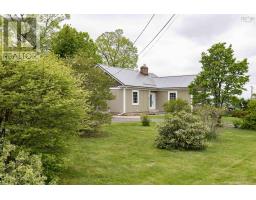 2 Lamy Street, Amherst, NS B4H3T9 Photo 43