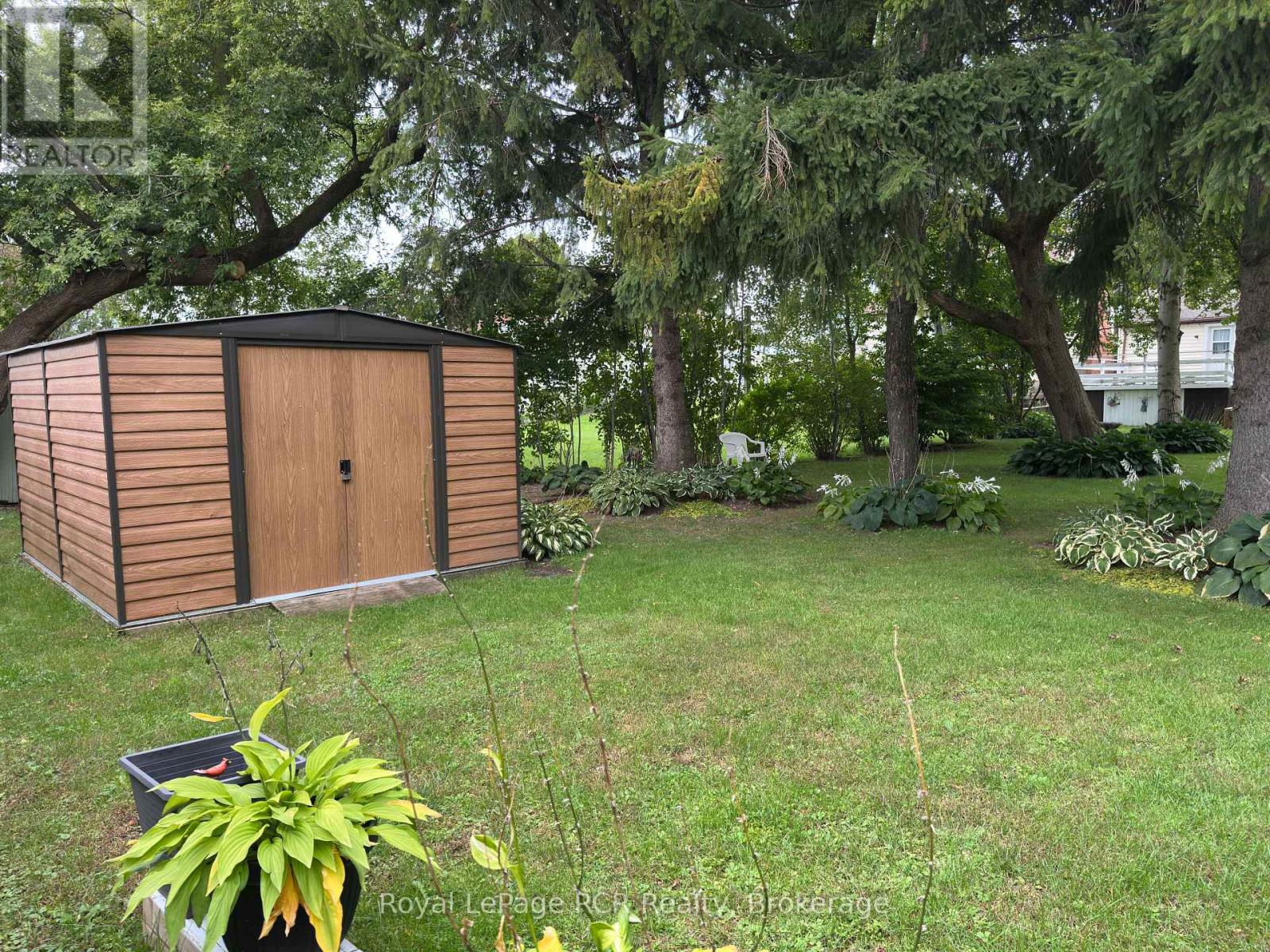 563 9TH STREET - 11