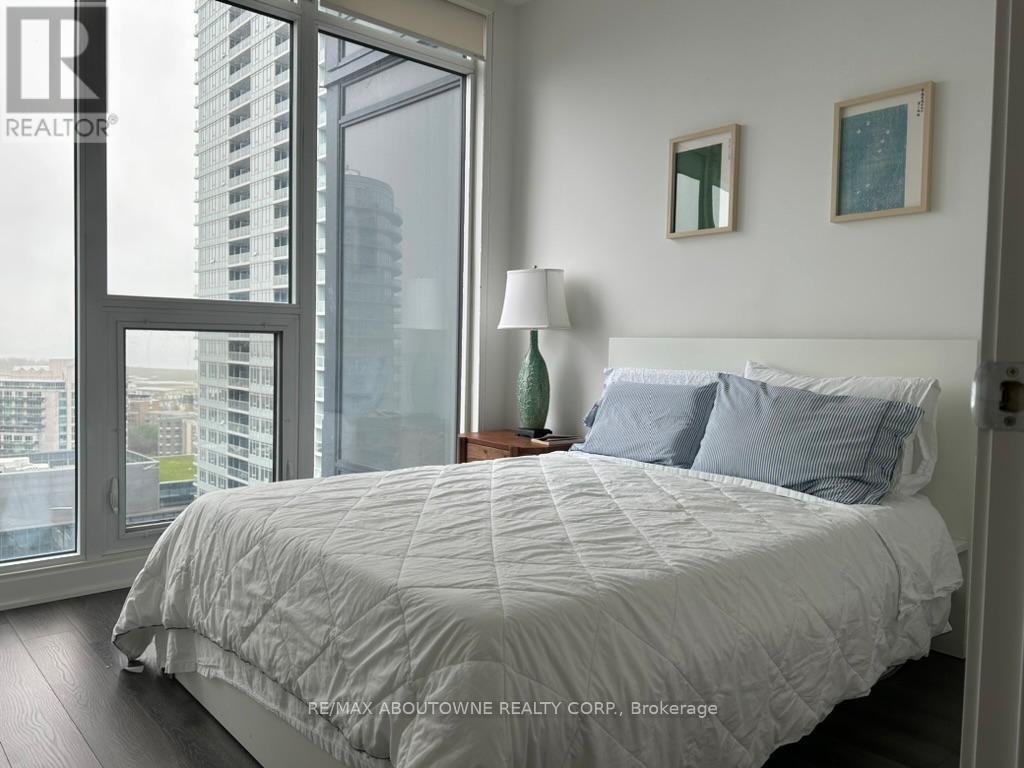 2201 - 70 QUEENS WHARF ROAD, Toronto (Waterfront Communities) — photo 9