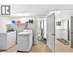 820 Invermere Court, Kamloops, BC V2B7T4 Photo 22