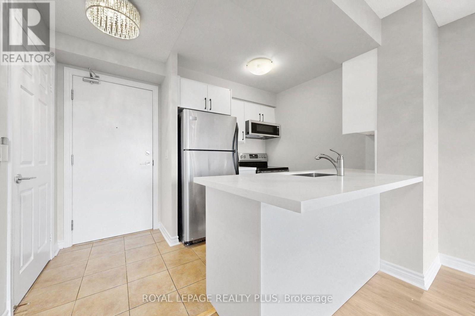 #408 2379 CENTRAL PARK DRIVE - 13