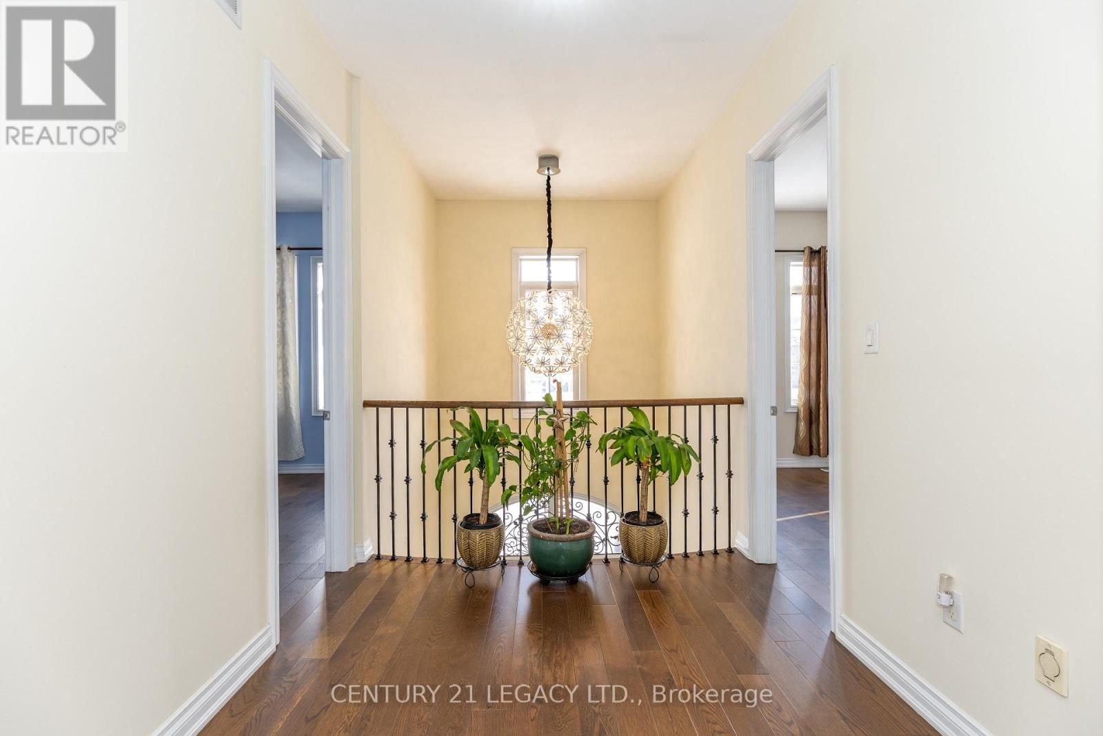 34 CANNINGTON CRESCENT - 27