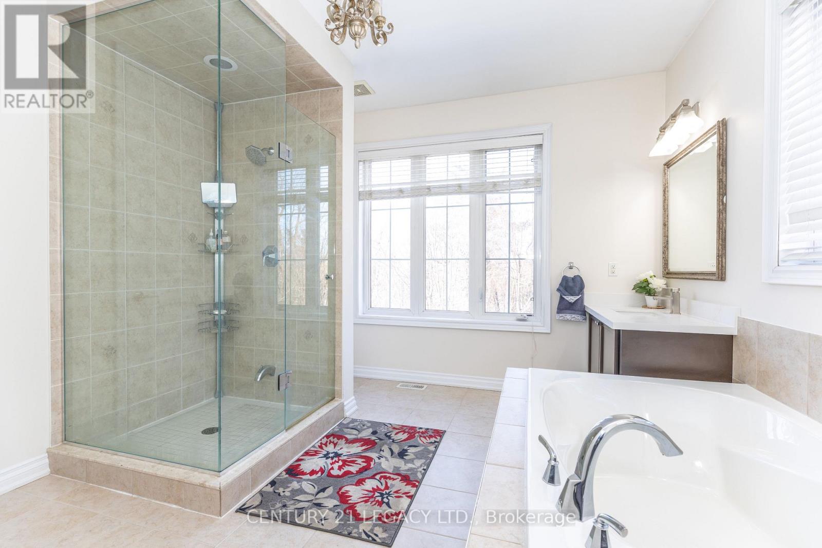 34 CANNINGTON CRESCENT - 31