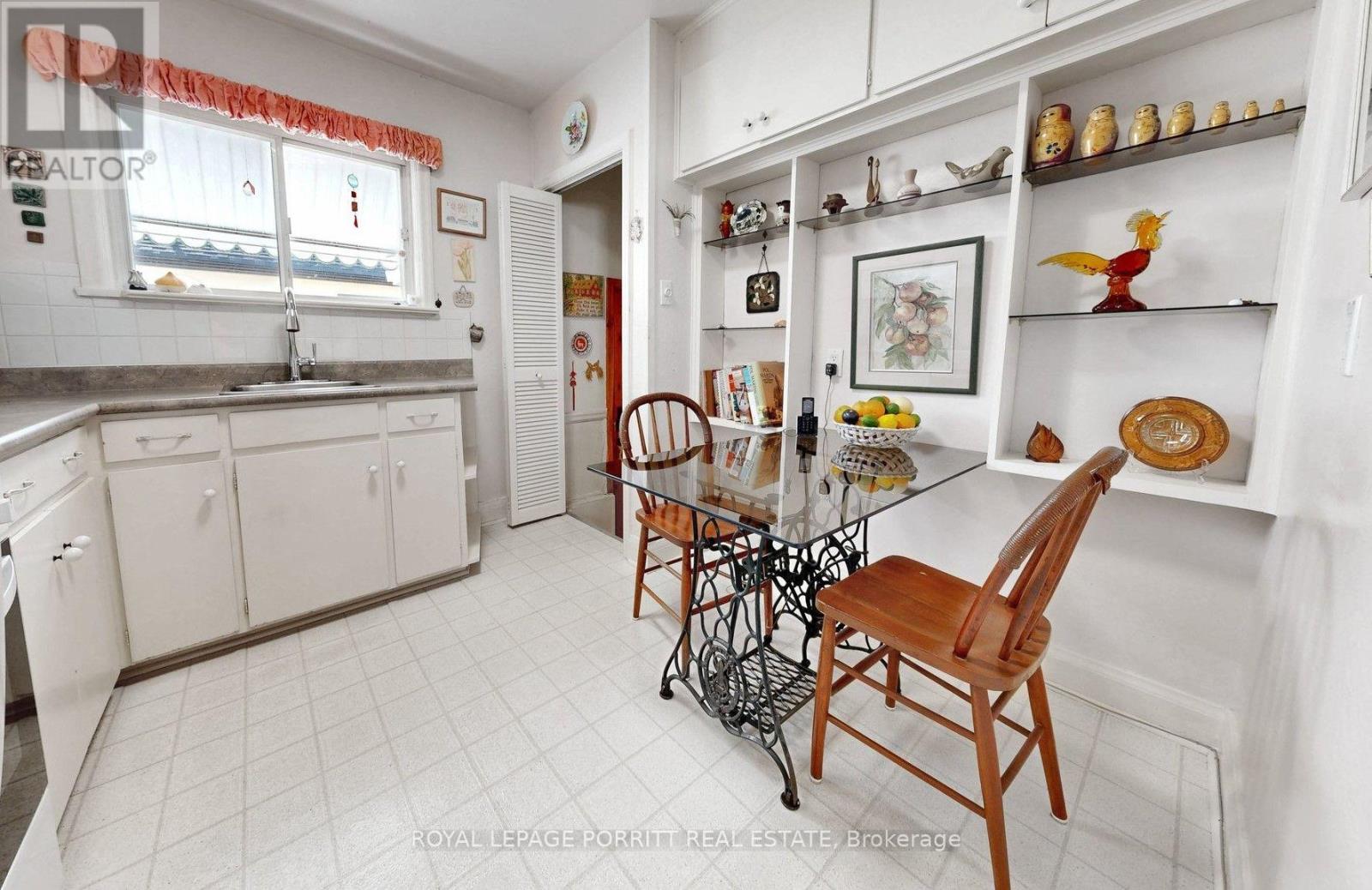 79 BURLINGAME ROAD, Toronto (Alderwood) — photo 8