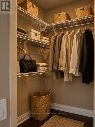 #1301 2025 MARIA STREET - Image 20
