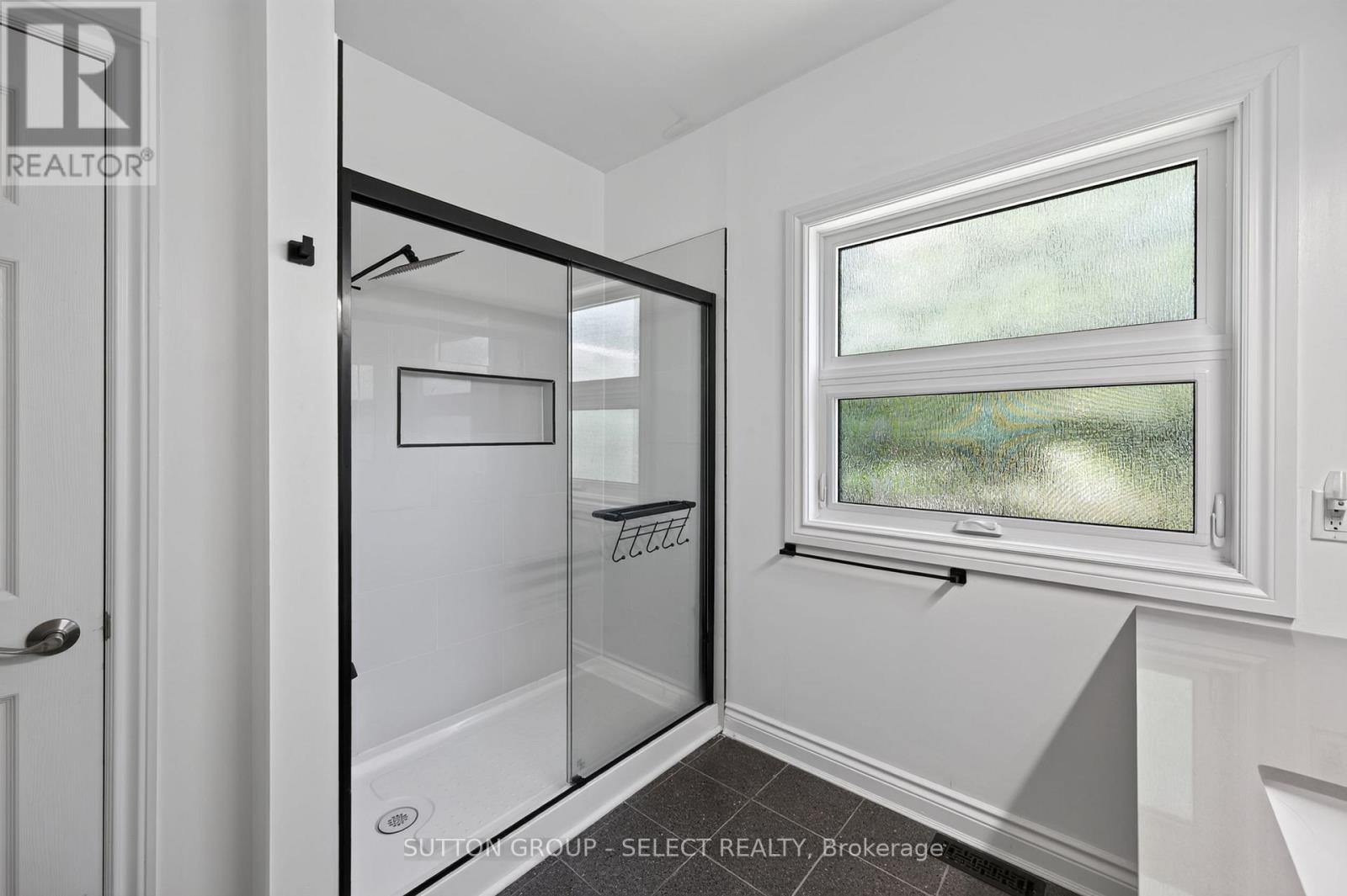768 FRANKLINWAY CRESCENT - Image 30