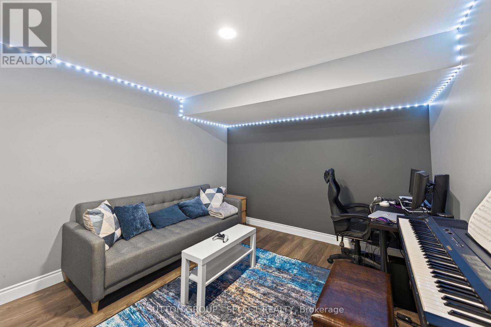 768 FRANKLINWAY CRESCENT - Image 40