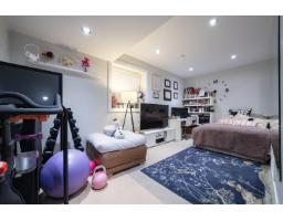 16735 17a Avenue, Surrey, BC V3Z0T3 Photo 23