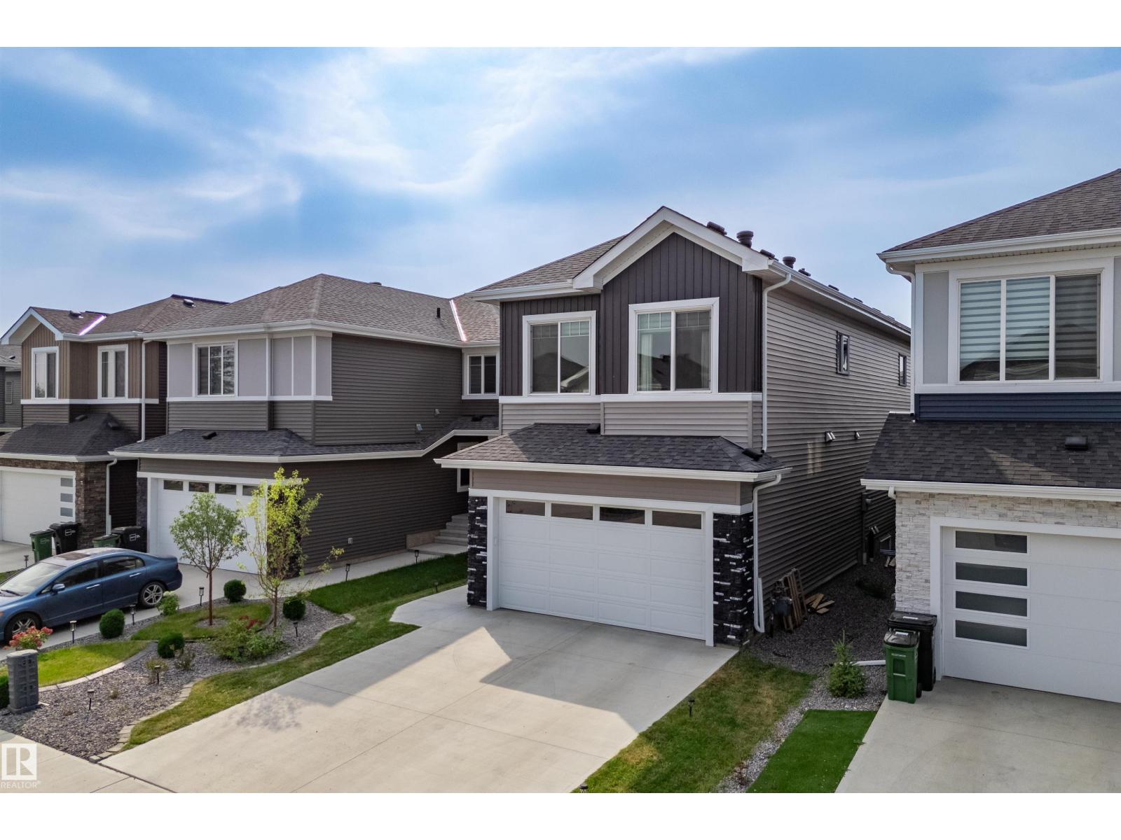 3316 158 ST SW - 4