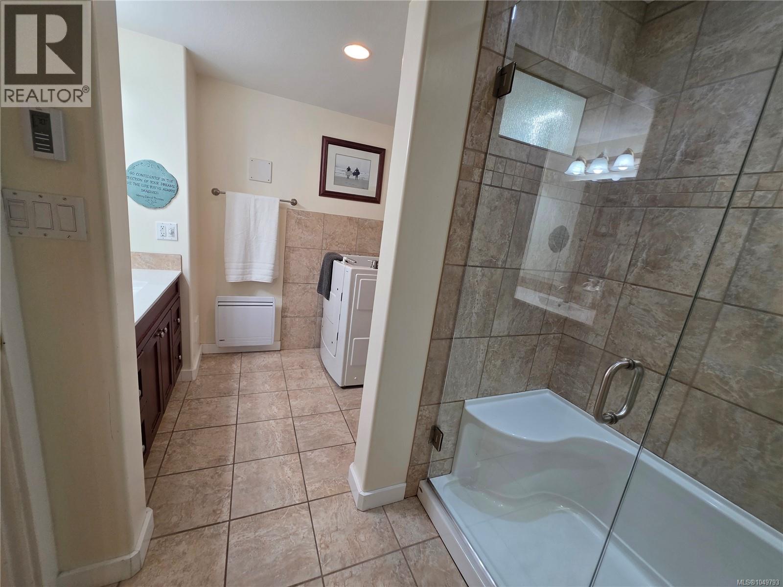 4040 Clegg Cres S - Image 15