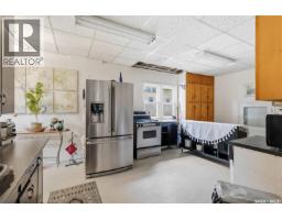 3pc Bathroom - 507 11th Street E, Saskatoon, SK S7N0G1 Photo 10