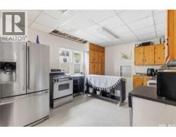 Laundry room - 507 11th Street E, Saskatoon, SK S7N0G1 Photo 12