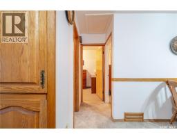 954 Hochelaga Street W, Moose Jaw, SK S6H2H8 Photo 11