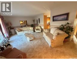 3pc Bathroom - 615 Main Street, Hudson Bay, SK S0E0Y0 Photo 9