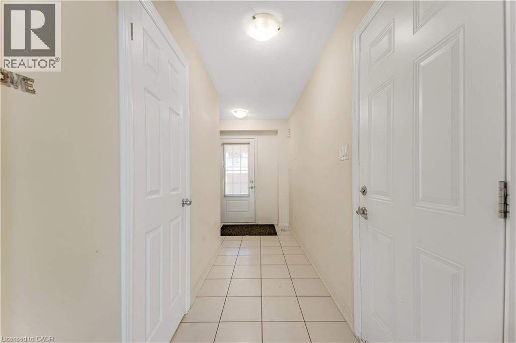 755 LINDEN Drive Unit# 37, Cambridge — photo 4