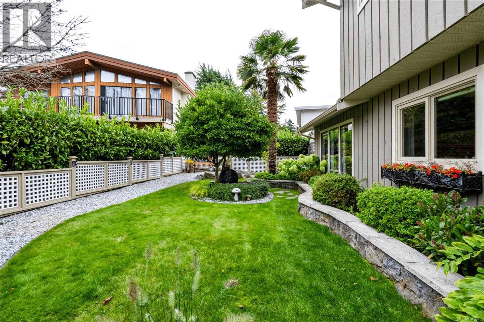  1658 Brousson Drive, Saanich