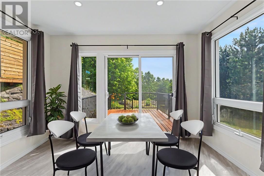 1286 Lauzon Avenue - Image 15
