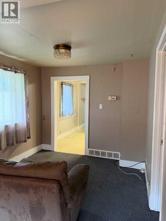 6639 19 Street SE, Calgary — photo 7