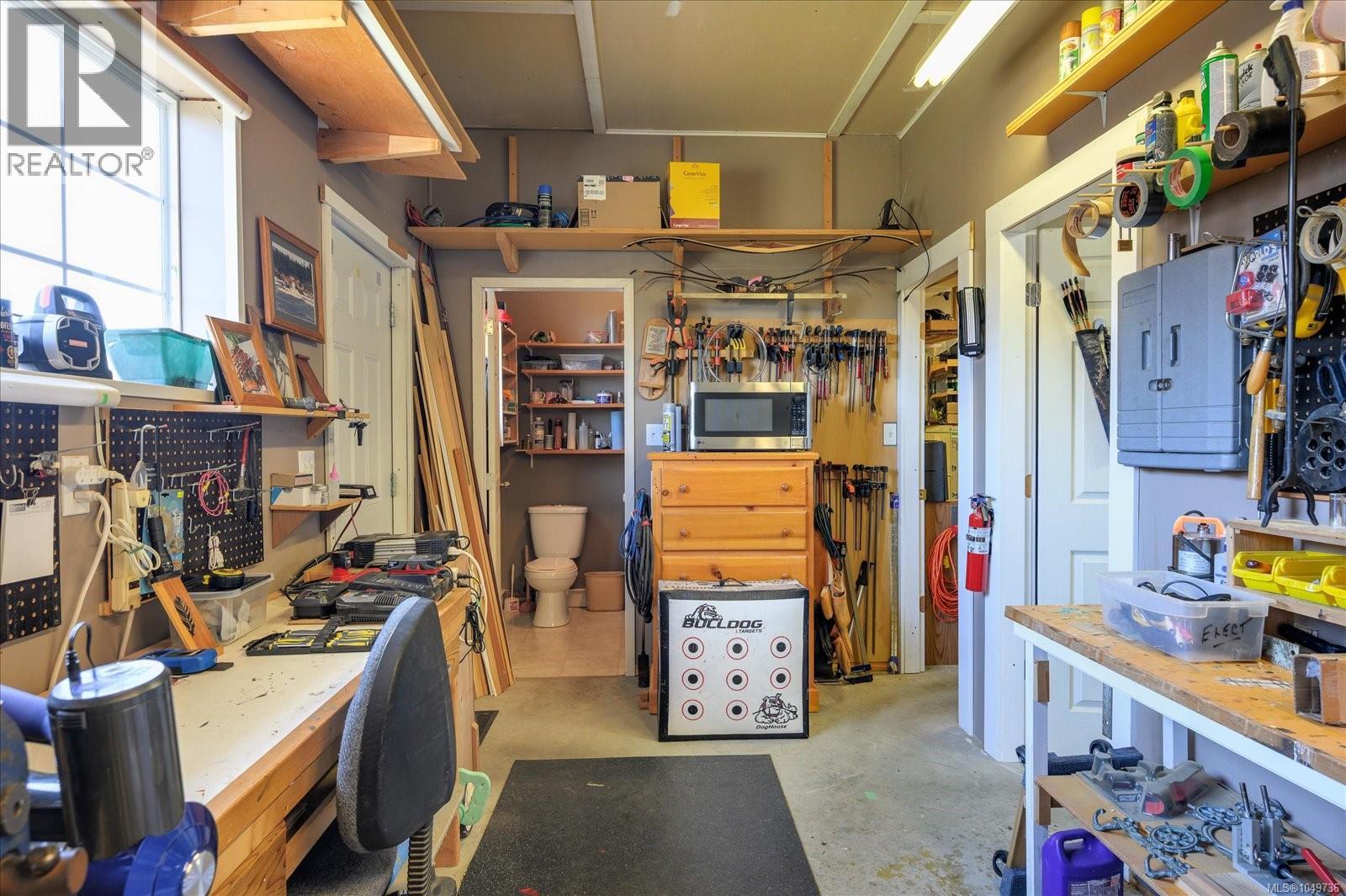 1430 Stone Lake Dr - Image 40