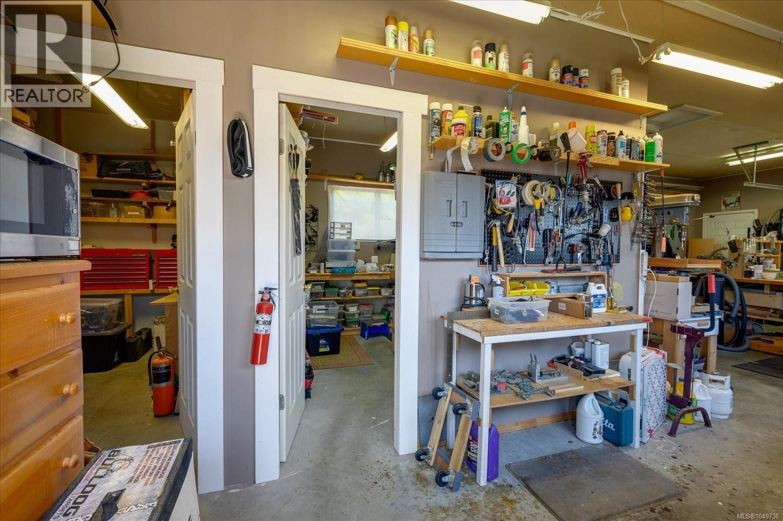1430 Stone Lake Dr - Image 38