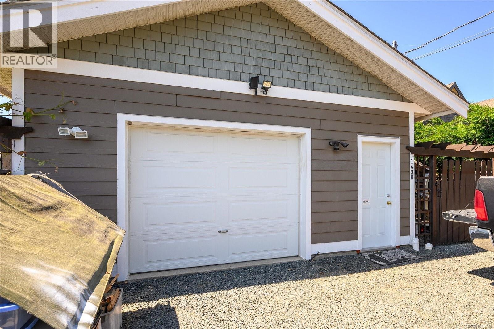 1430 Stone Lake Dr - 37